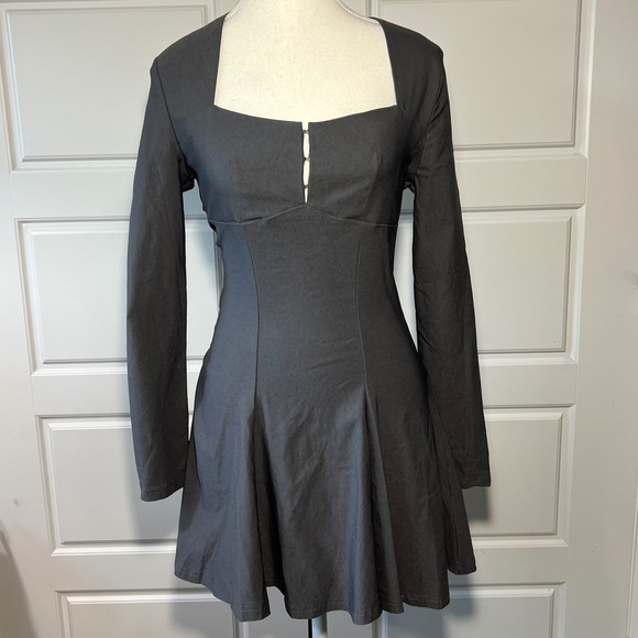 Musera Dresses & Skirts - NWT Musera Charcoal Gray Square Neck Long Sleeve‎ Fit Flare Mini Dress Size S